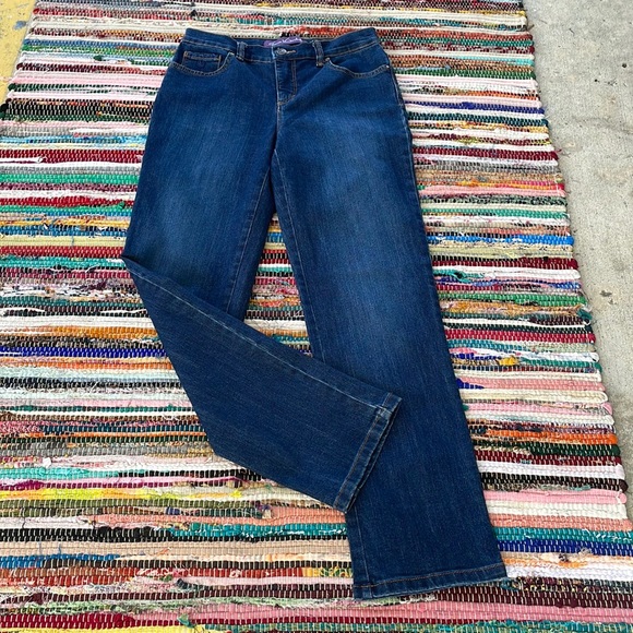 Gloria Vanderbilt Amanda Straight Leg Jeans- #1846 - Picture 8 of 15